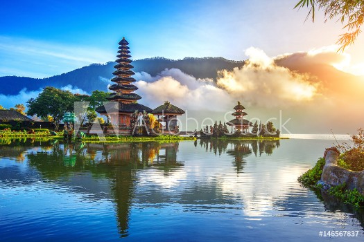 Picture of pura ulun danu bratan temple in Bali indonesia